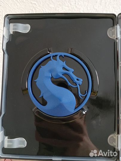 Mortal Kombat 11 стилбук с синим магнитом