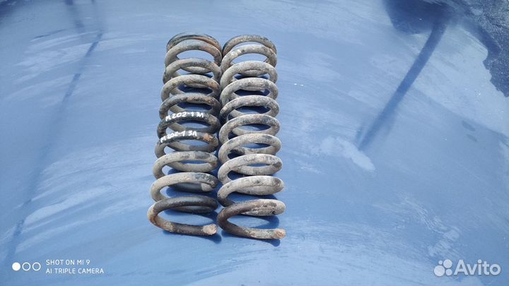 Пружины задние Mercedes W202