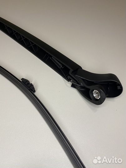 Поводок стеклоочистителя задний BMW X5