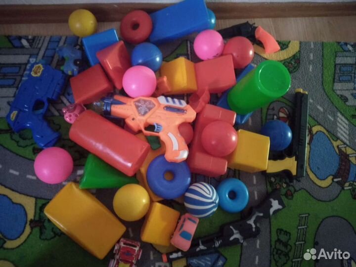 Развивающие игрушки