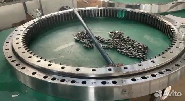 Опорно поворотный подшипник