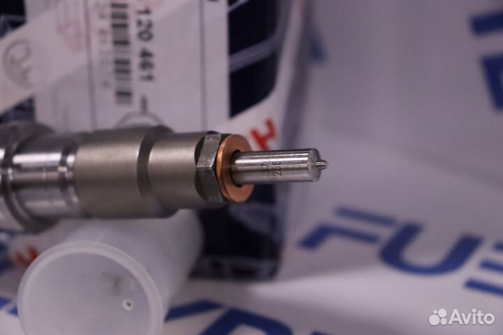 Форсунка топливная 0445120461