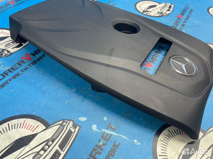 Крышка двигателя декоративная Mercedes-Benz