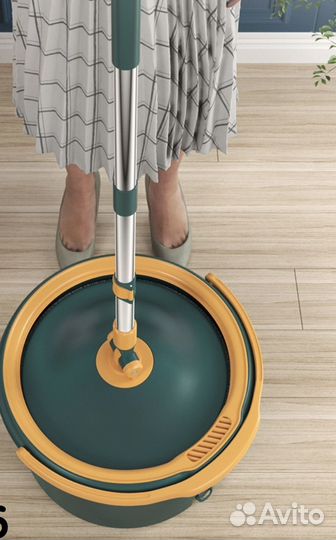 Швабра с отжимом и ведром для мытья полов и окон