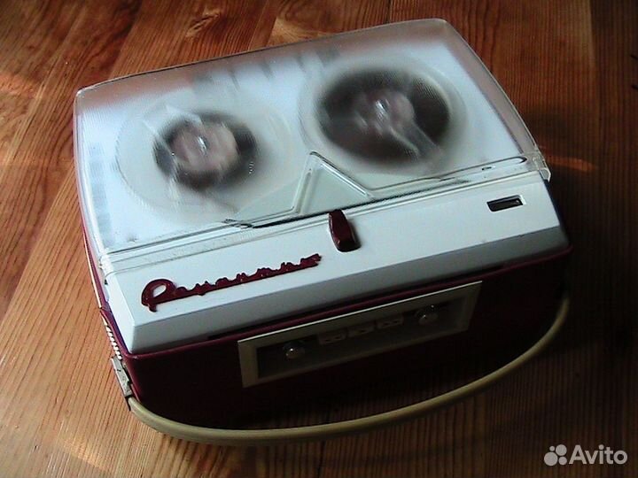 Катушечный магнитофон Романтик