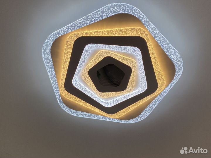 Светодиодная люстра на 20кв\м