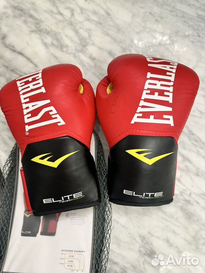 Боксерские перчатки Everlast, 8 унций