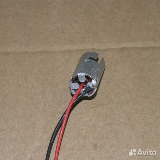 Патрон фонаря заднего одноконтактный R 21 (жгут-11