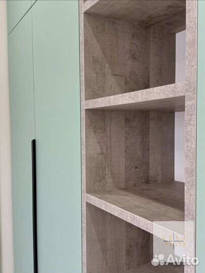 Шкаф распашной на заказ