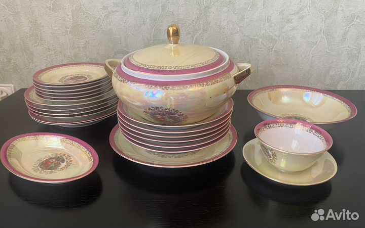 Столовый сервиз 