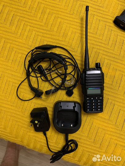 Рация baofeng UV-82 8W + ларингофон