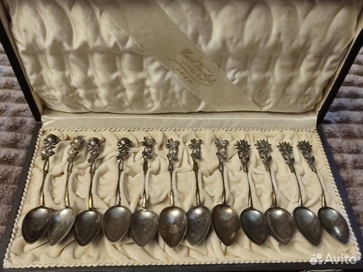 Серебряные чайные ложки