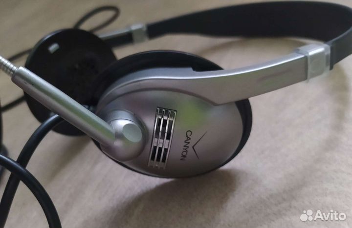 Наушники Гарнитура