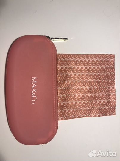 Солнцезащитные очки MAX&Co