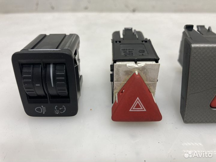 Кнопка Volkswagen Passat B6 / CC