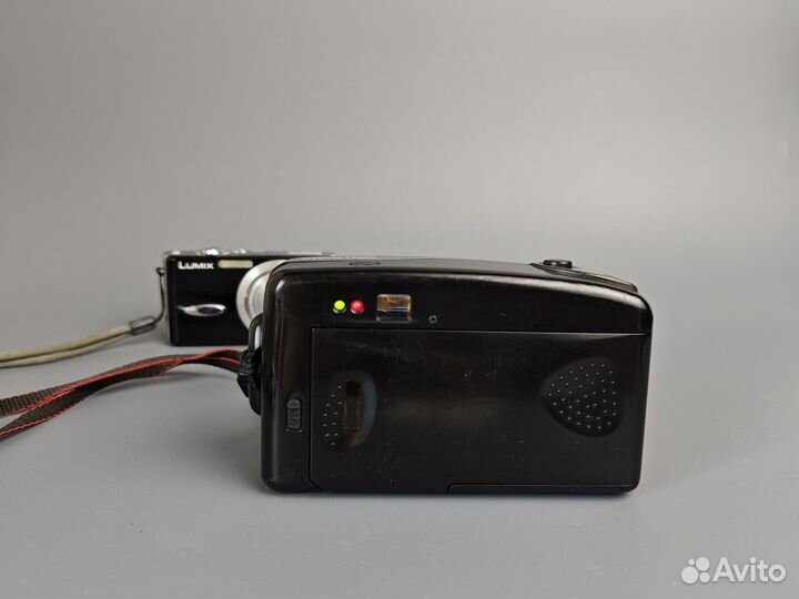 Плёночный фотоаппарат praktica