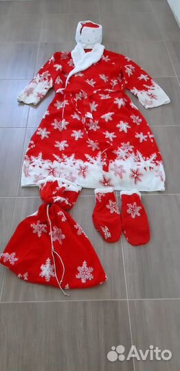 Продам 2 костюма деда мороза