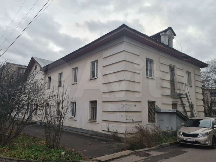 Комната 20 м² в > 9-к., 2/2 эт.