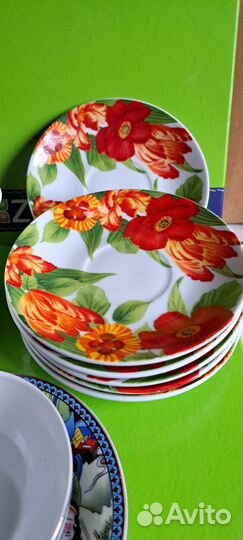 Кувшин, набор блюдец, чашка с блюдцем