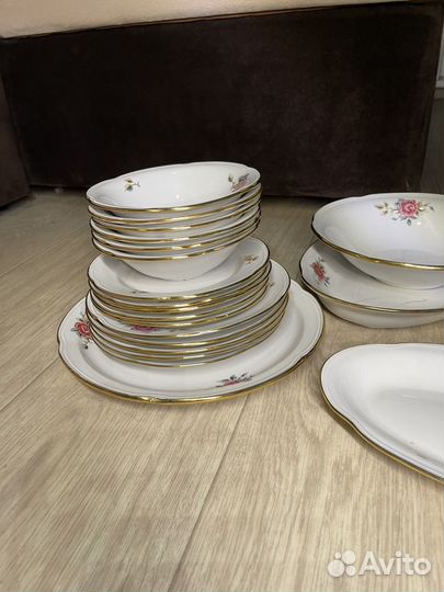 Сервиз столовый фарфор СССР розы (чайка) 6 персон