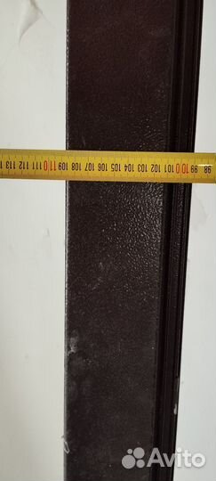 Дверь входная металлическая правая бу