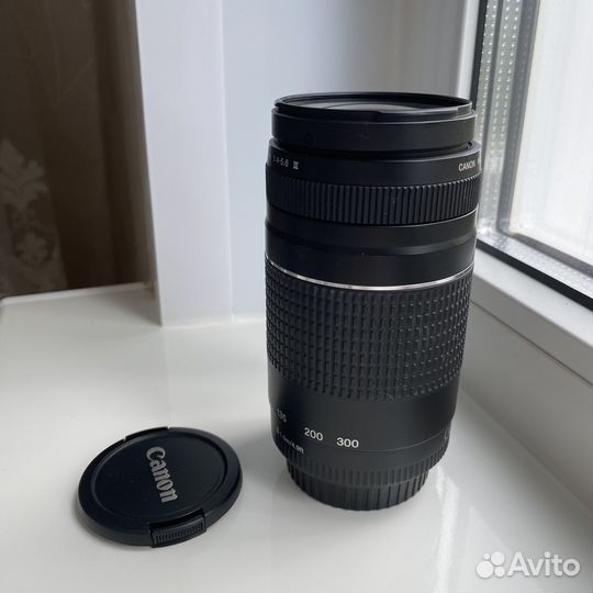 Объектив Canon EF 75-300mm