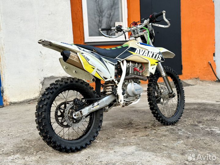 Avantis fx250 lux