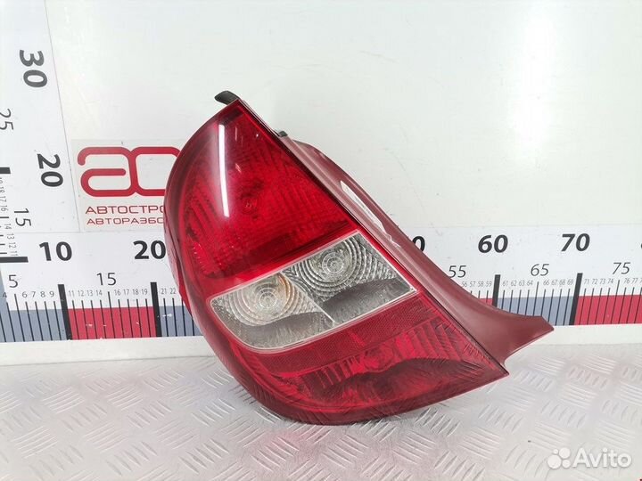 Фонарь для Peugeot-Citroen C5 1