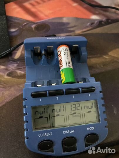 Зарядное устройство LA crosse BC-1000 (technoline)