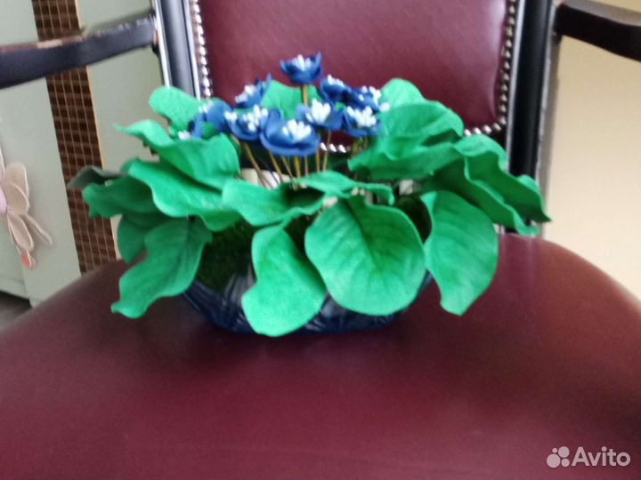 Фиалка из изолона