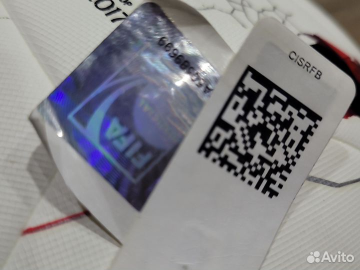 Футбольный мяч adidas куплен в адидас