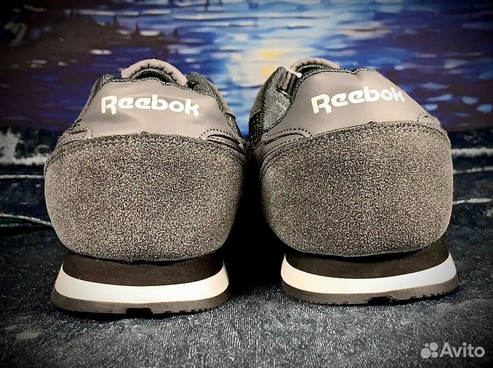 Кроссовки Reebok серые