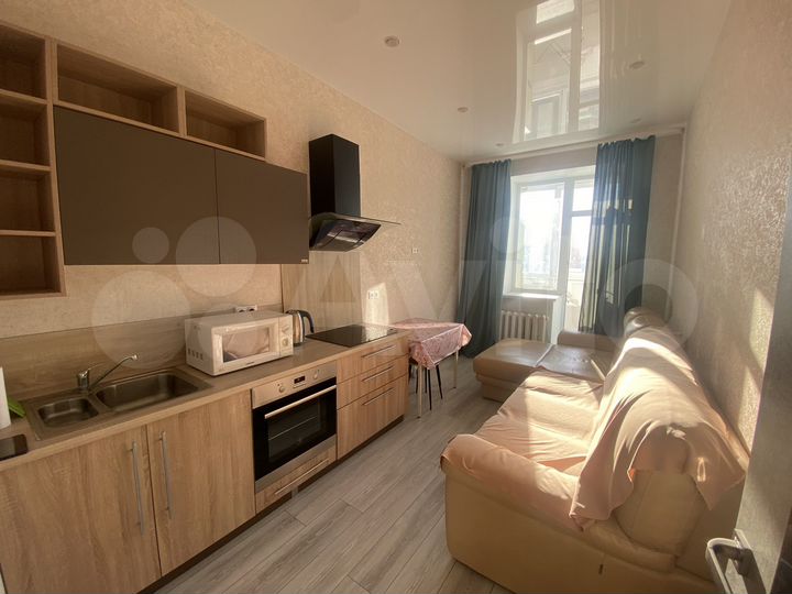 1-к. квартира, 52 м², 14/16 эт.