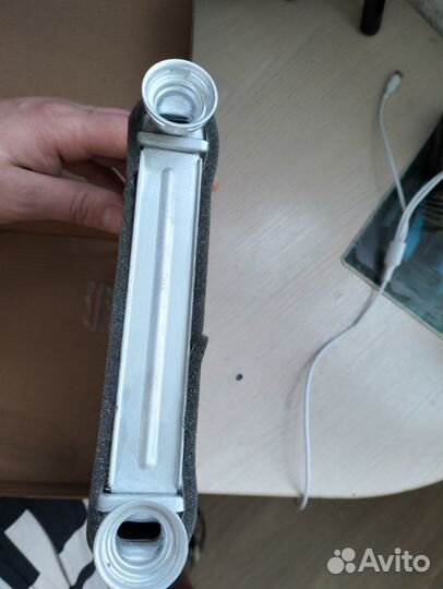 Продам радиатор отопителя печки тойота авенсис2