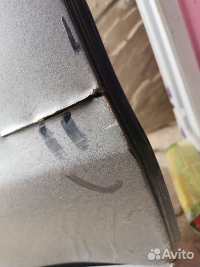 Дверь задняя правая Cadillac Srx 2