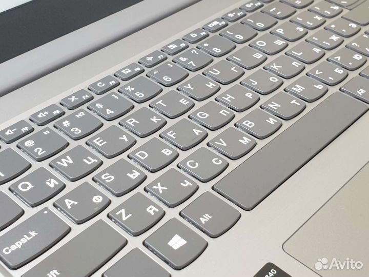 Ноутбук Lenovo Ryzen 5, 3500U, DDR4 озу 10Gb