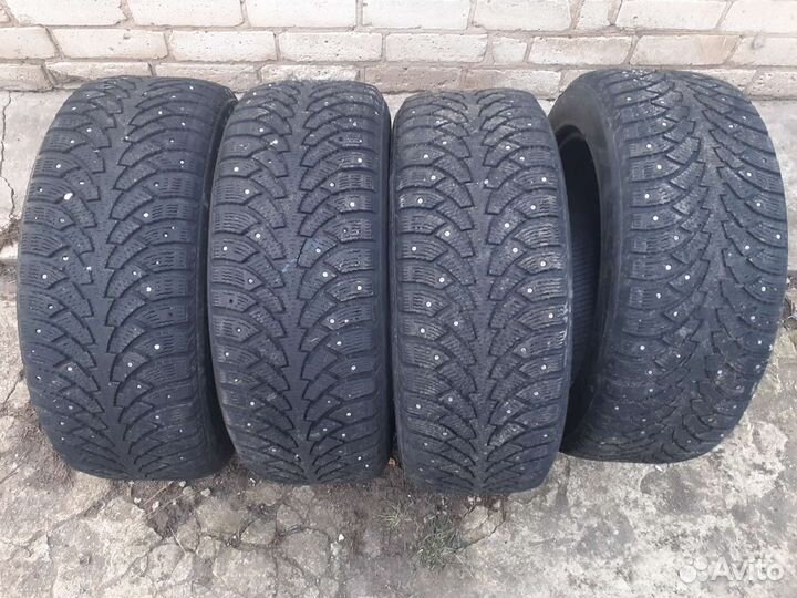 Nokian Tyres Hakkapeliitta 4 225/55 R17