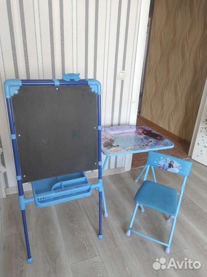 Мольберт стол стул
