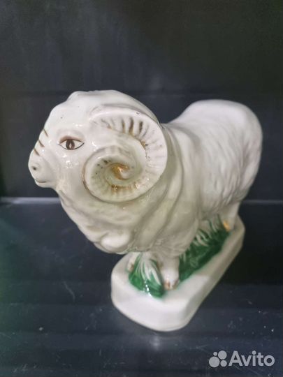 Статуэтка Баран, старая гжель