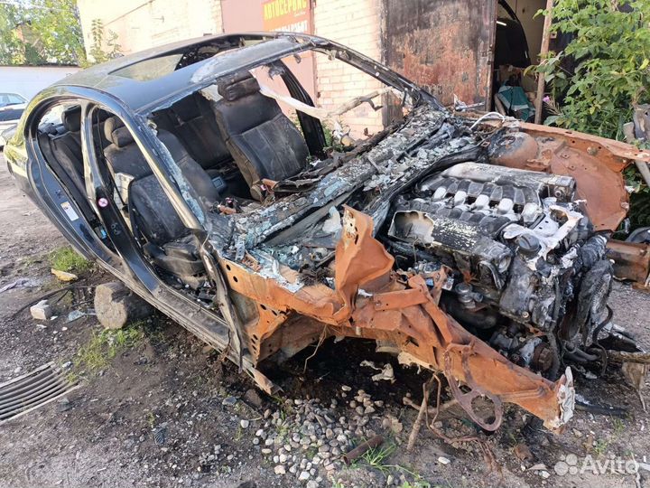 Авто в разборе BMW E65