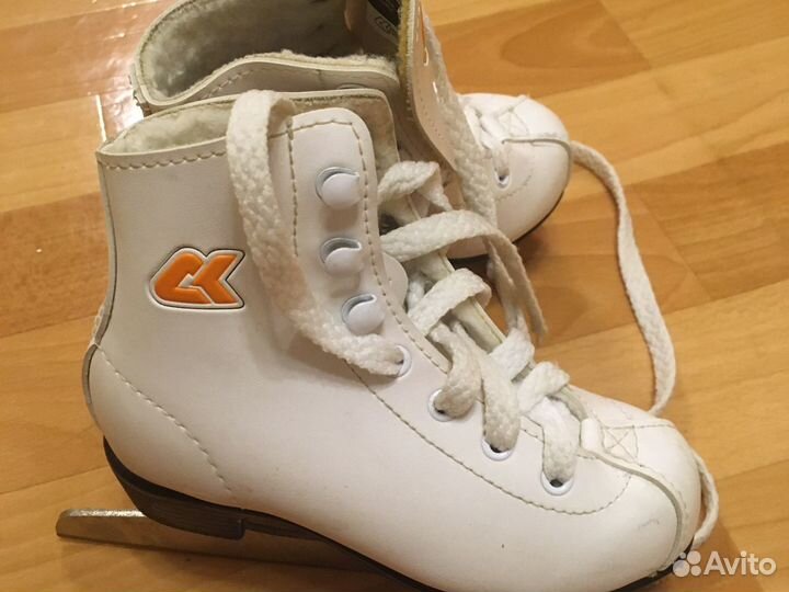 Коньки фигурные