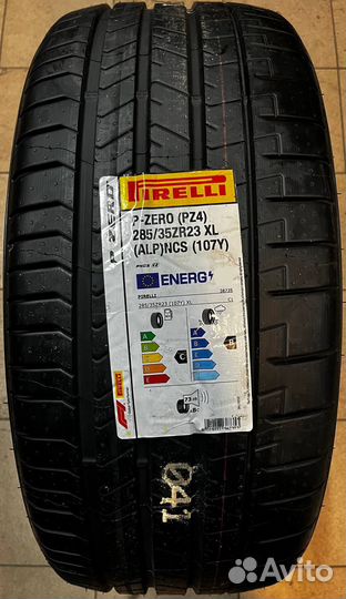 Pirelli P Zero PZ4 285/35 R23 и 325/30 R23 109Y