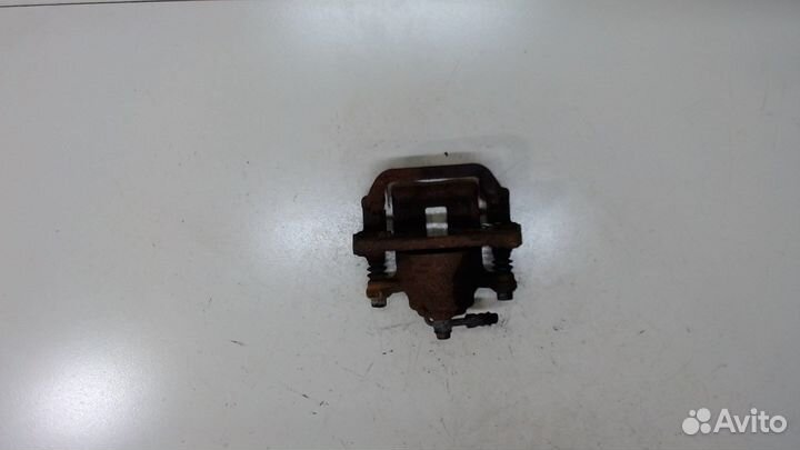 Суппорт Nissan Rogue, 2011