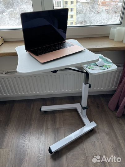 Стол для ноубтука