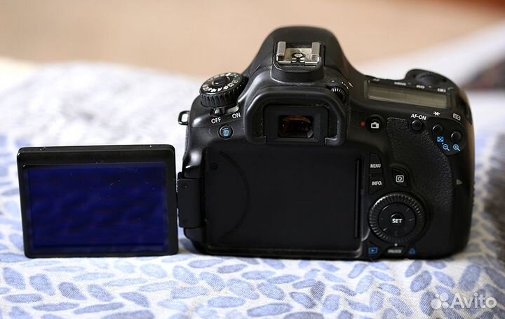 Зеркальный фотоаппарат canon 60D Body