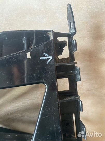 Кронштейн бампера задний левый Bmw 1 F 20 С 2011