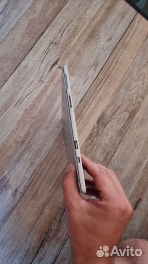 Планшет Surface pro 5 4/128 win 10