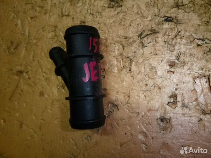 Фланец тройник Volkswagen jetta 2011