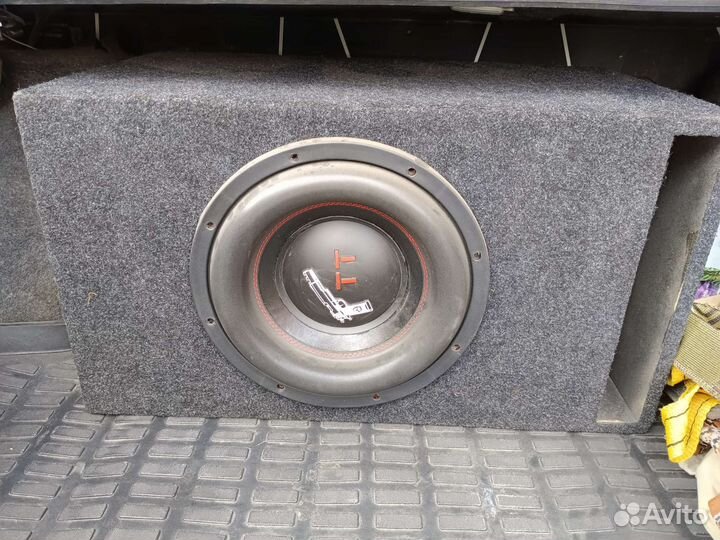 Сабвуфер и усилитель