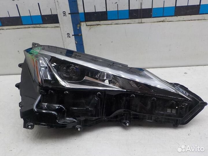 Фара правая Lexus UX200/UX250h/UX300e